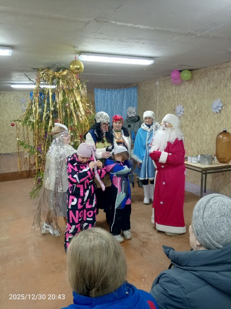 новогоднее представление «Новый год к нам мчится» 1j4vpG0kSh9OW4FaCNcSvISkZz6iZgLCiPu5Tlb4W_hbfQ04y0Q2VGAx_XE9ZHGE3D1zeuDiGQifjzT-vQjPySZw.jpg