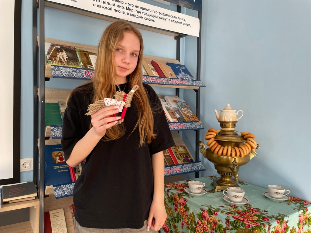 У выставки Культура Русского Севера