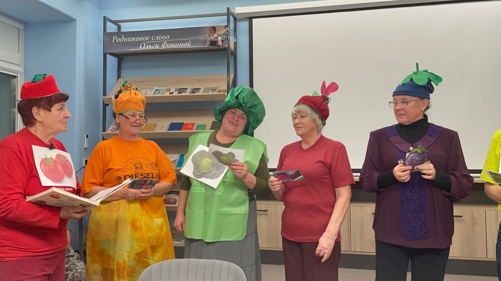 сценка «Зелёная страна «Огородия» DqOkC2jLWCyS33nBt5_Pqp7bYsC2_MDwSP7eCIyh836XXvtkRNtXzsaYJ939m1EsuNeEtnFRIXLEl8_bEO9A4JDJ.jpg