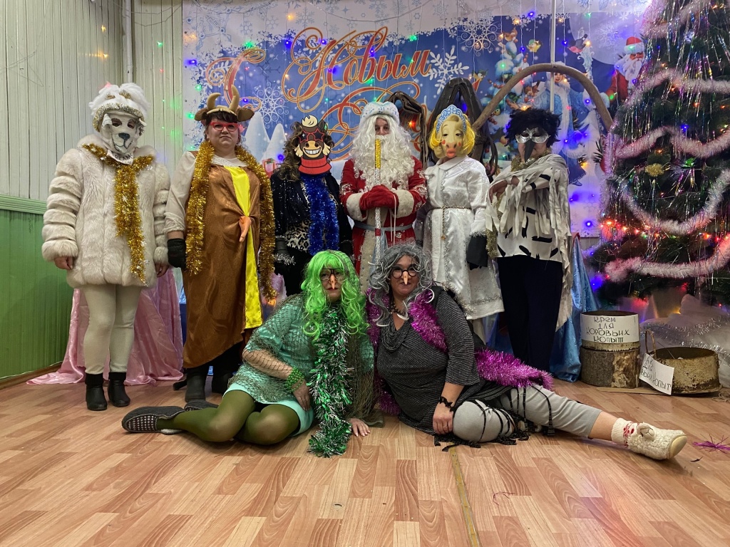 Артисты новогоднего спектакля 1rUyfrtdVlzoK2avLlBDoEkKiyx4nZ4WFalPc0qxr2Mg6M0UGIHBzZ2kM6DNlFKmf3KiTts-A_nVcgxl5jRj2O-W.jpg