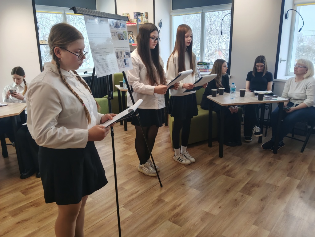 Команда Корниловской школы представляет доклад "Федор Абрамов в Верхнетоемском районе".jpg