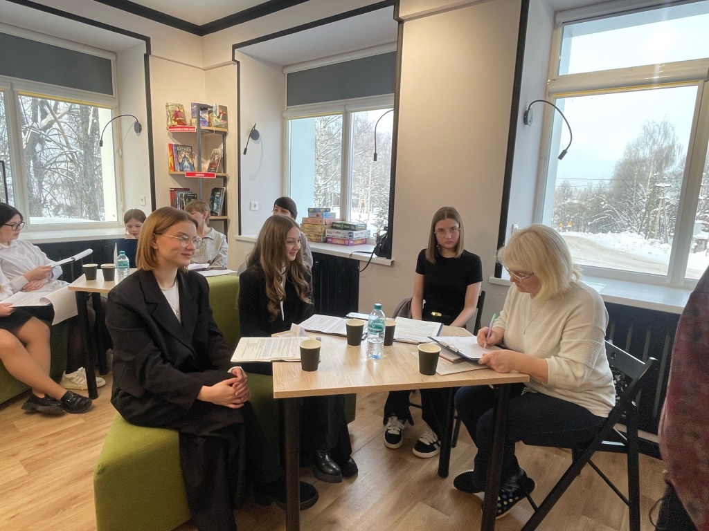 Команда Корниловской средней школы (куратор: С. Н. Попова)